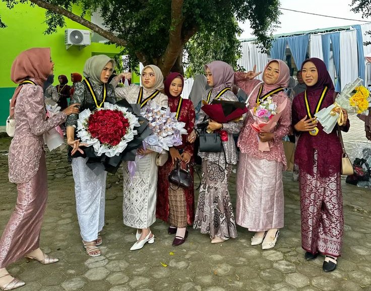 Styling Hijab Wisuda & Event